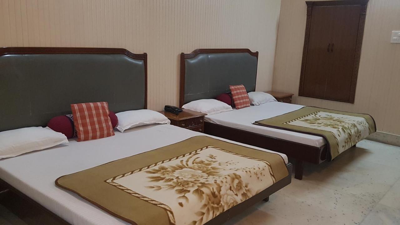 Tourist Guest House Амрітсар Екстер'єр фото