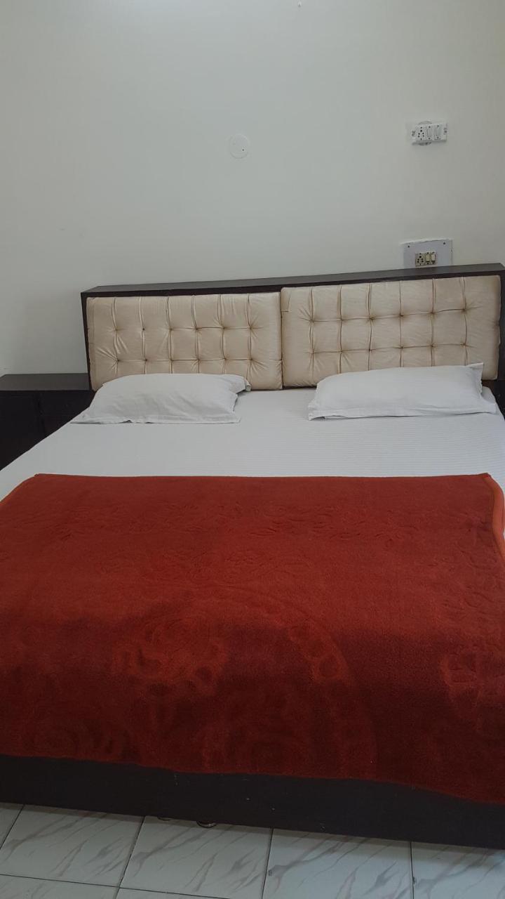 Tourist Guest House Амрітсар Екстер'єр фото